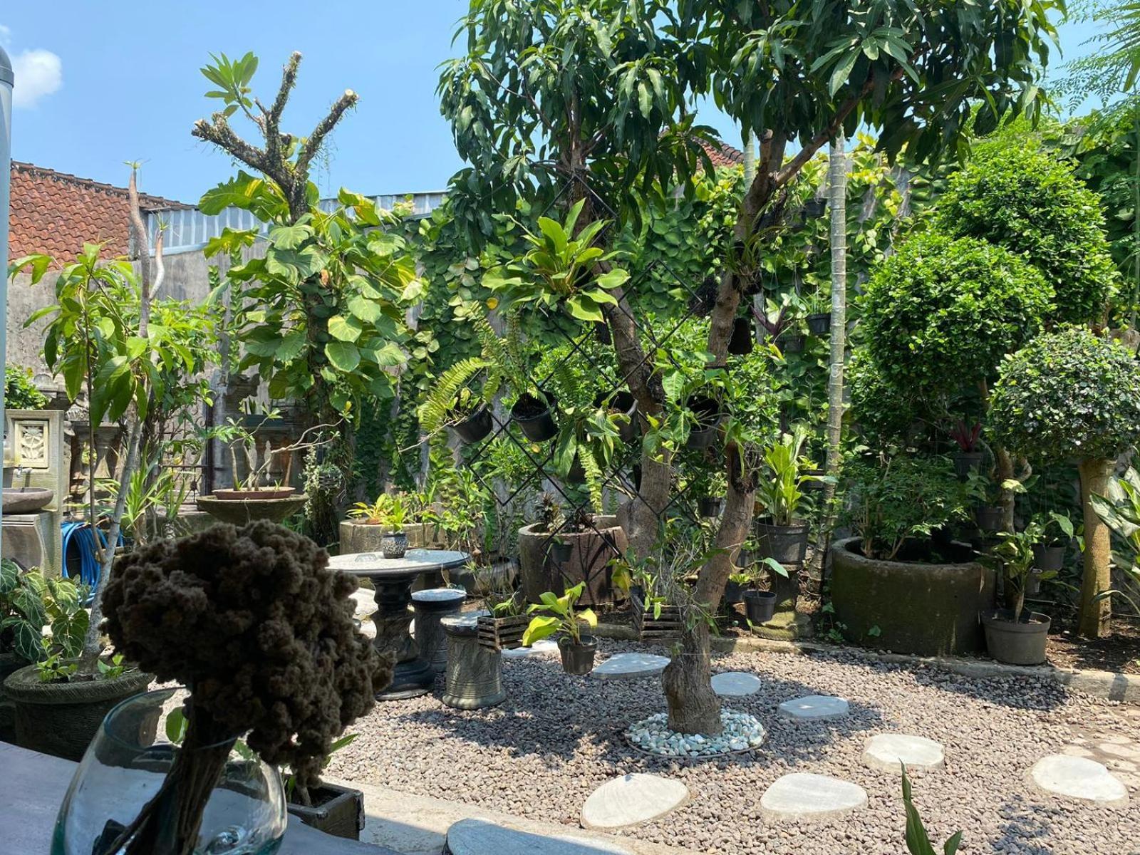 Coliving Bali Sweet Home Kost Lengkap Di Tabanan Kota Экстерьер фото
