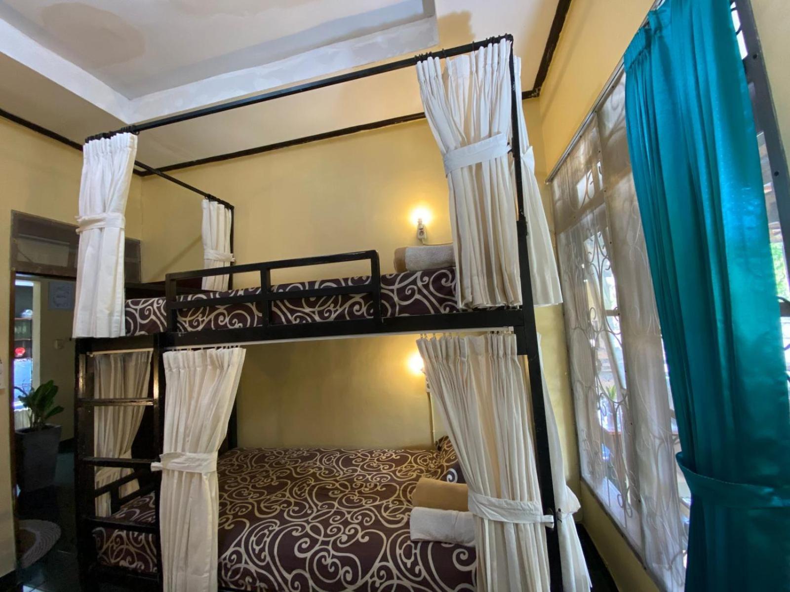Coliving Bali Sweet Home Kost Lengkap Di Tabanan Kota Номер фото