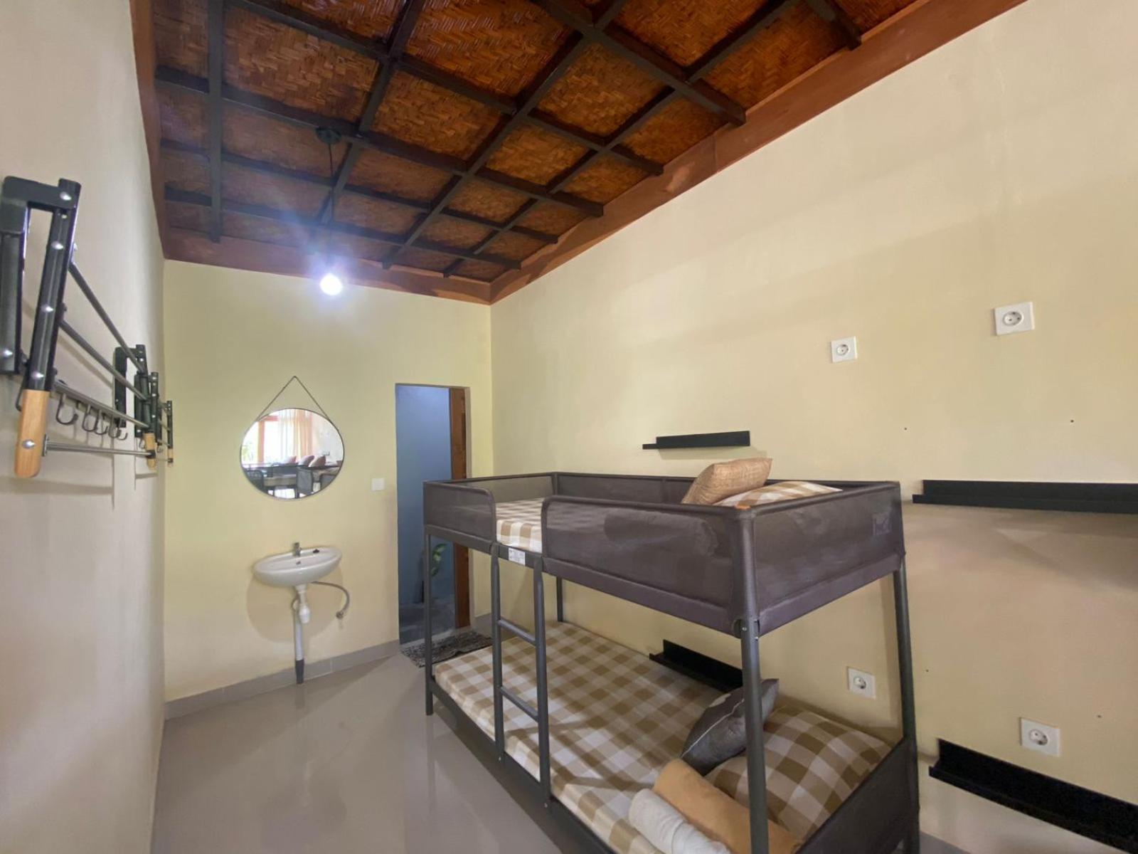 Coliving Bali Sweet Home Kost Lengkap Di Tabanan Kota Номер фото